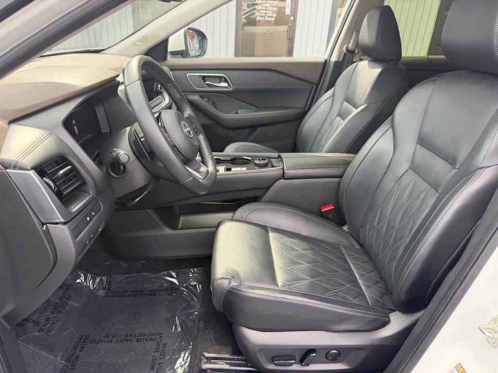 Nissan Rogue Platinum AWD 2023