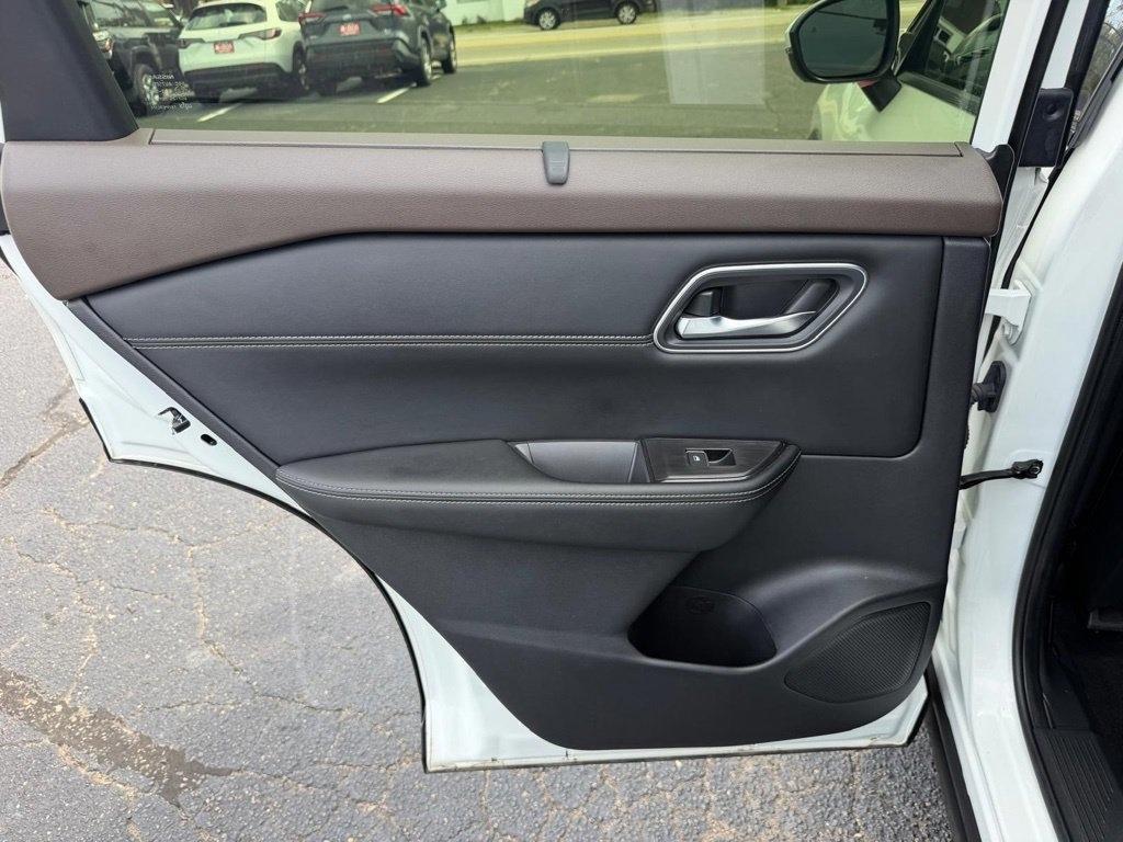 Nissan Rogue Platinum AWD 2023