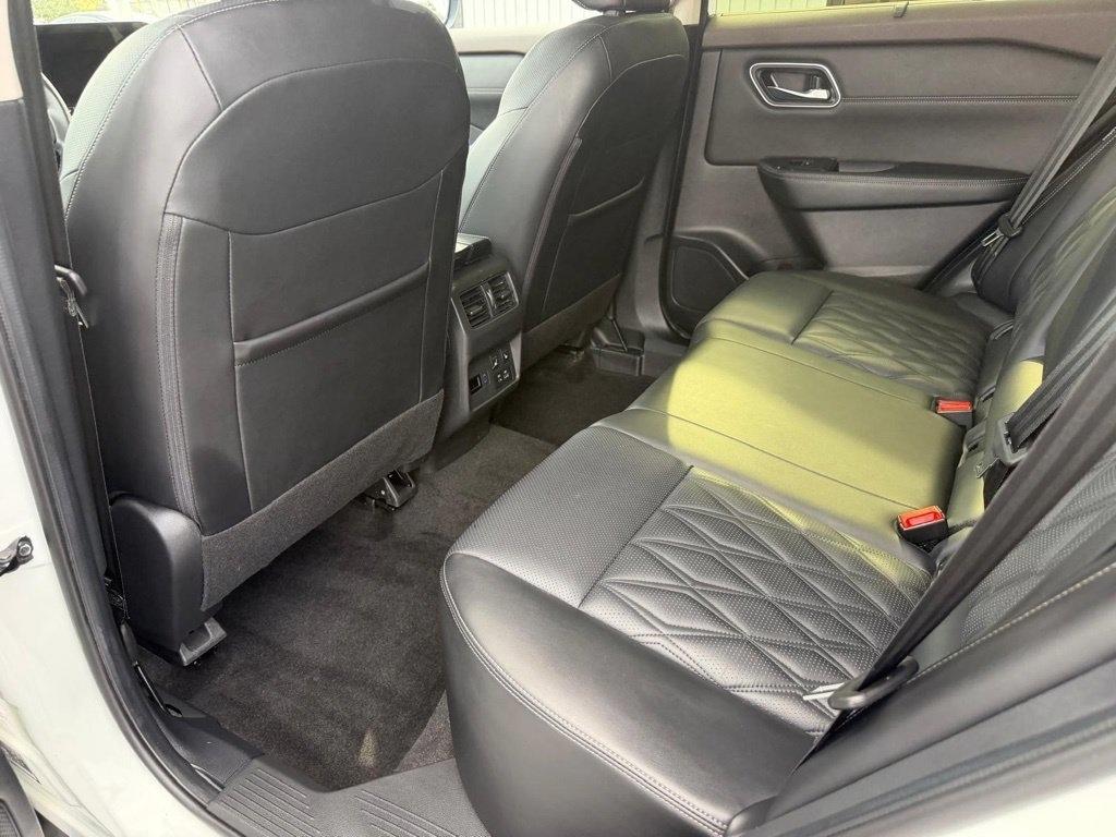 Nissan Rogue Platinum AWD 2023