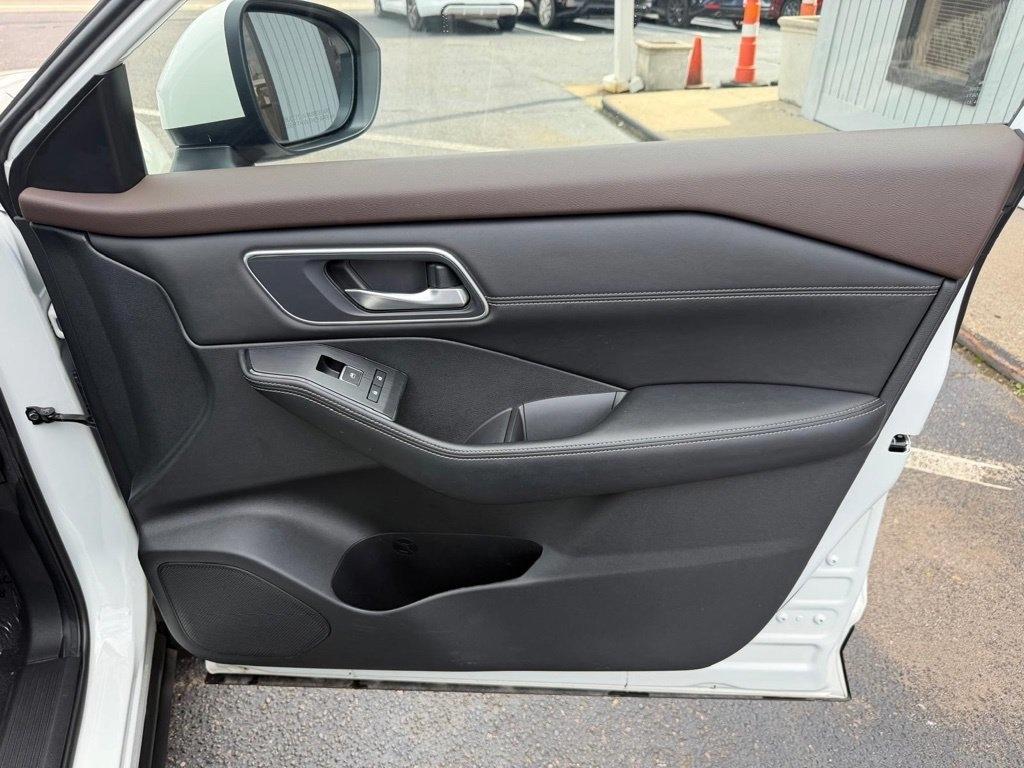 Nissan Rogue Platinum AWD 2023