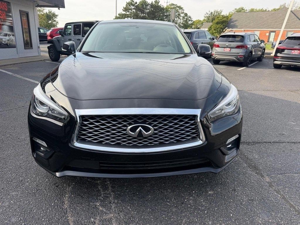 Infiniti Q50 LUXE AWD 2023