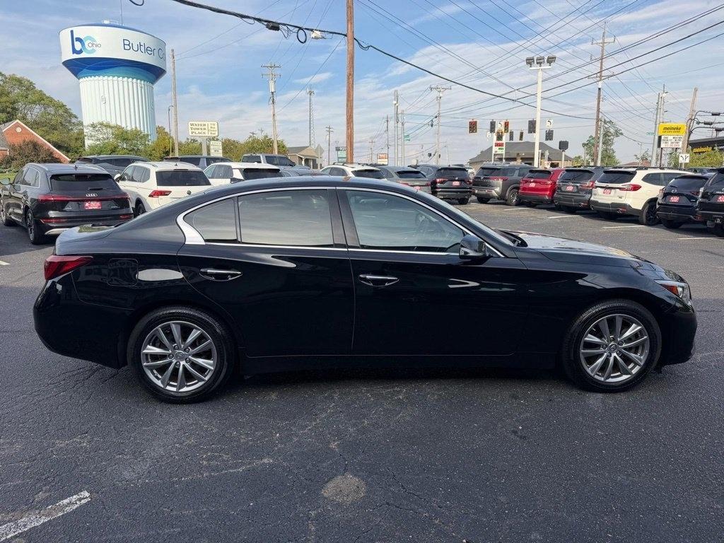 Infiniti Q50 LUXE AWD 2023