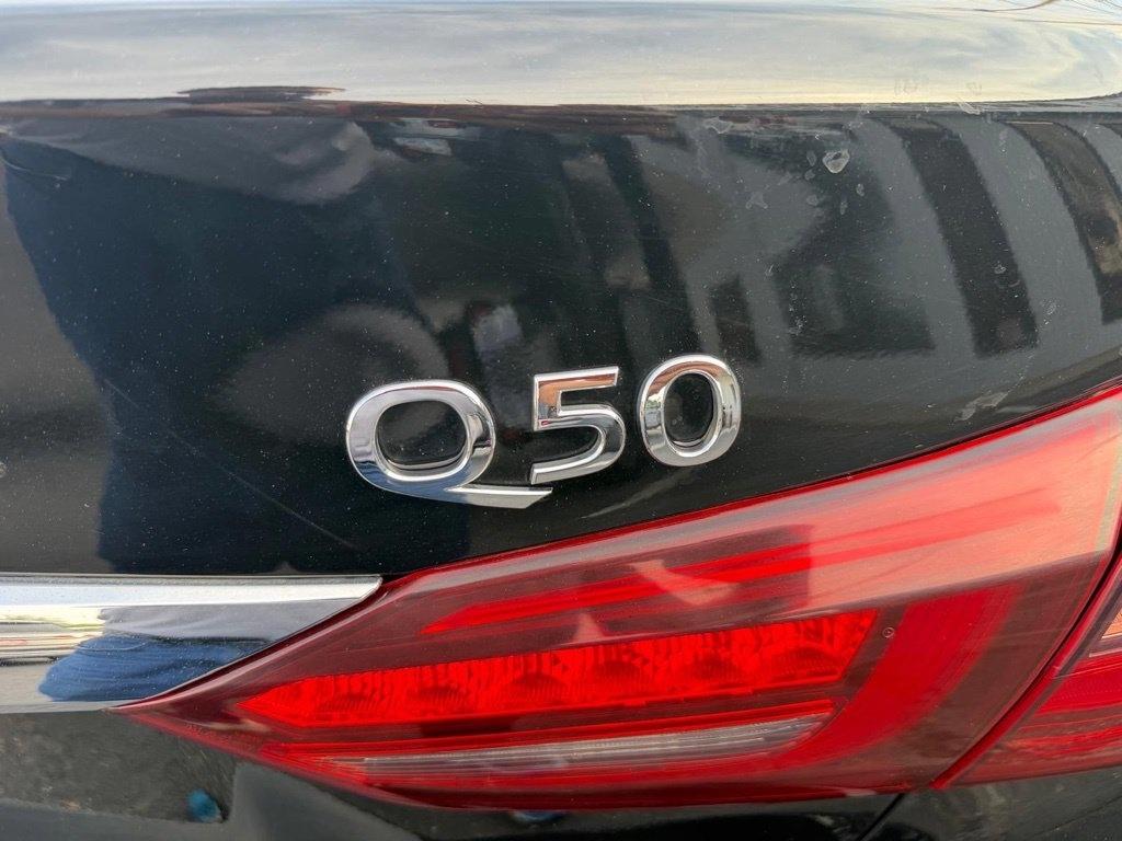 Infiniti Q50 LUXE AWD 2023