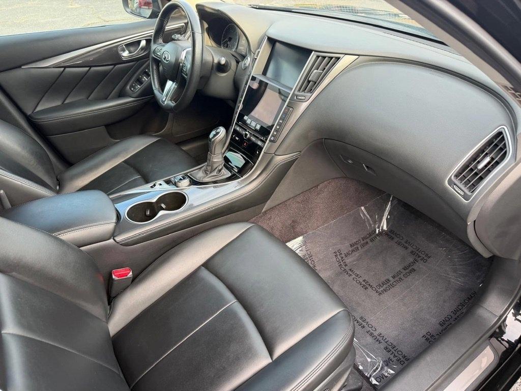 Infiniti Q50 LUXE AWD 2023