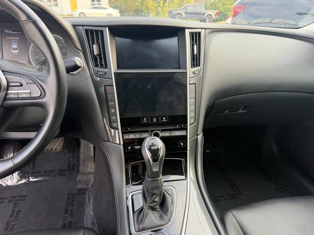 Infiniti Q50 LUXE AWD 2023