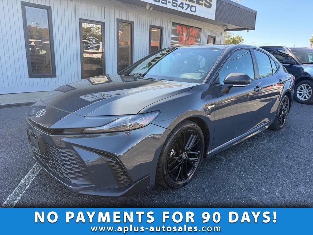 2025 Toyota Camry Hybrid XLE