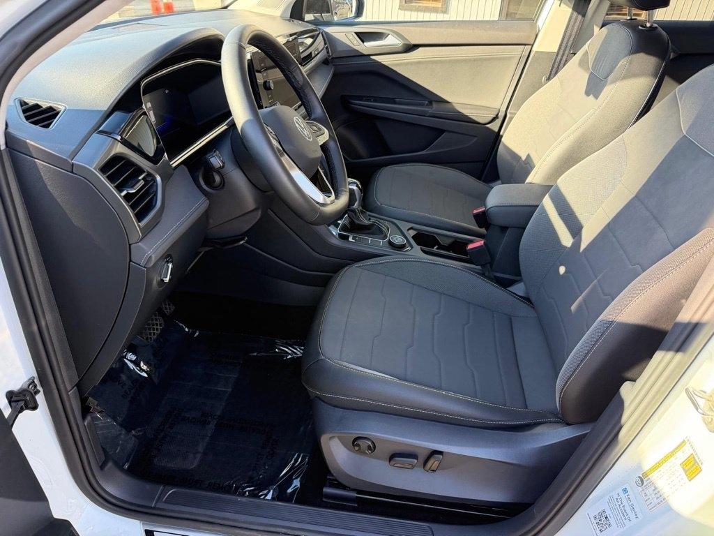 Volkswagen Taos SE 4Motion Black 2025