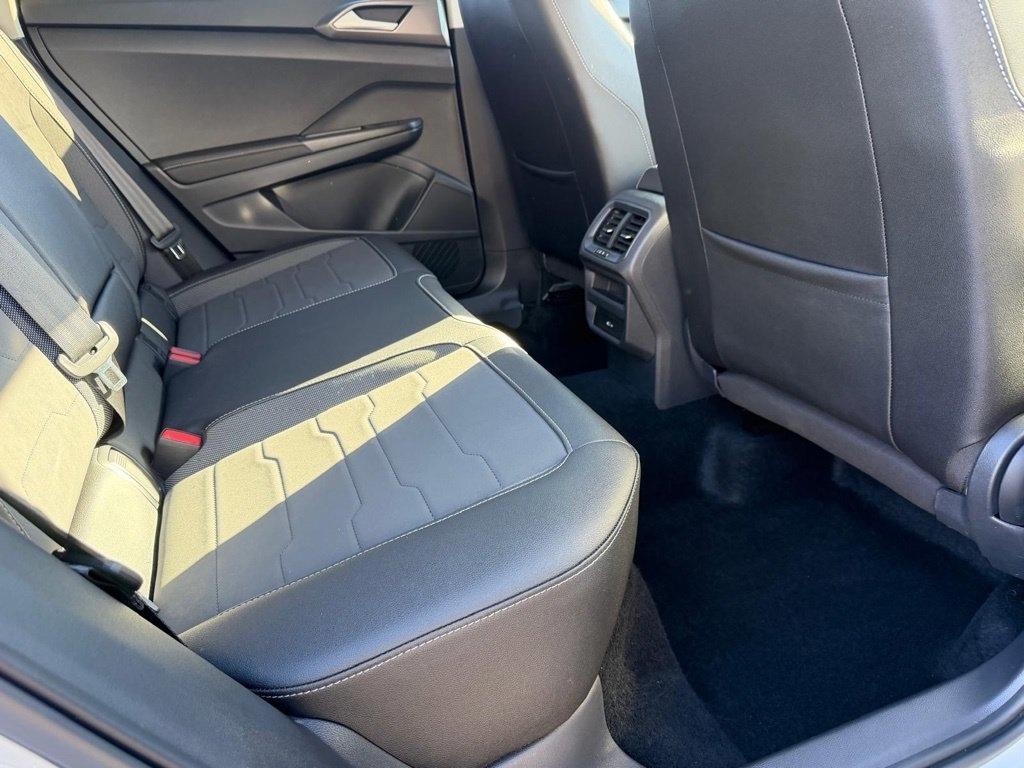 Volkswagen Taos SE 4Motion Black 2025