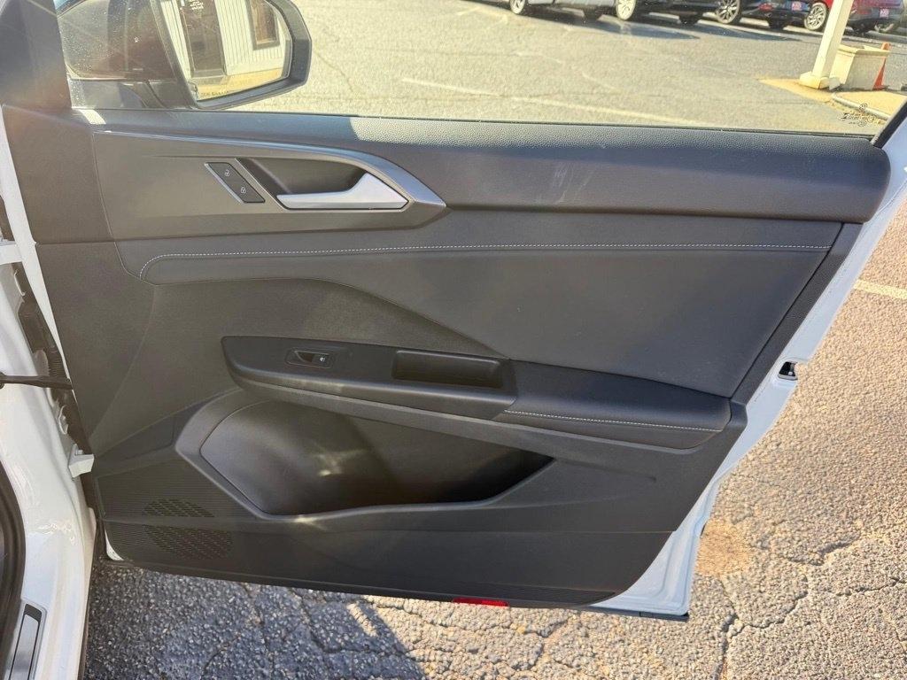 Volkswagen Taos SE 4Motion Black 2025