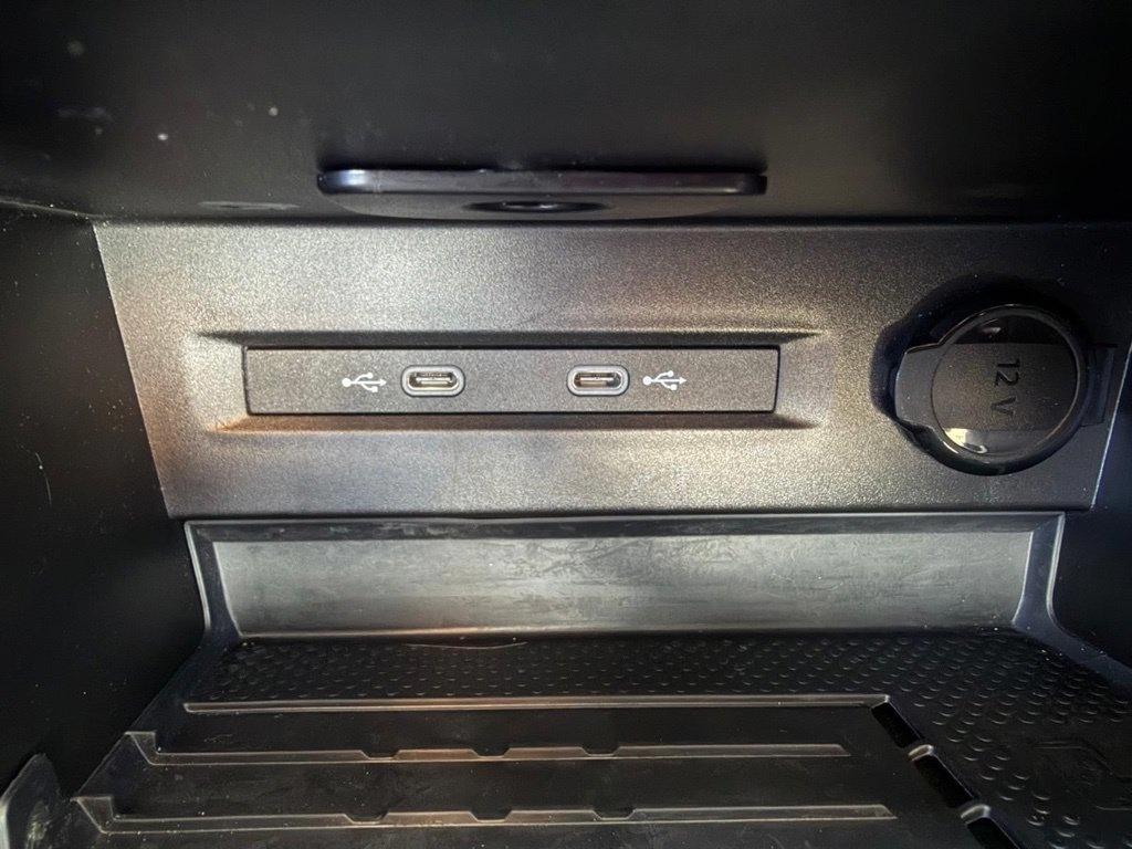 Volkswagen Taos SE 4Motion Black 2025