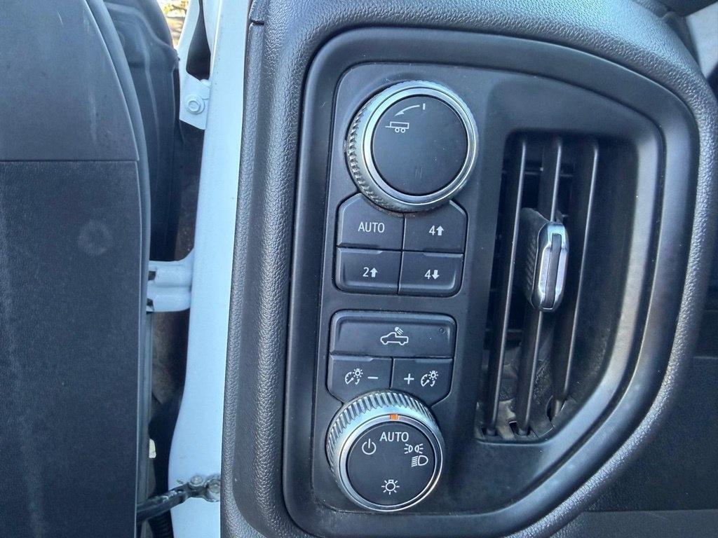 GMC Sierra 1500 Base Crew Cab Long Box 4WD 2021