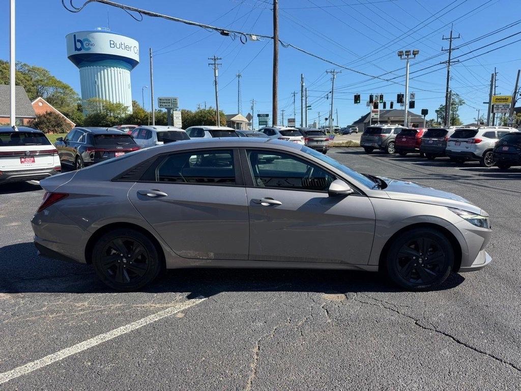 Hyundai Elantra SEL 2023