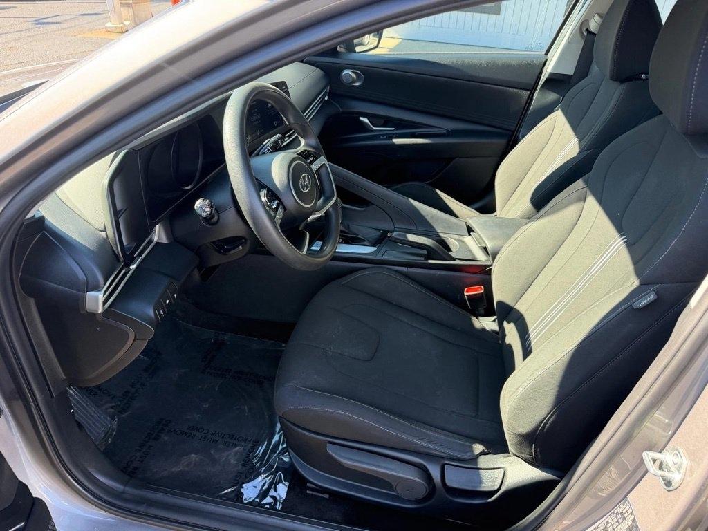 Hyundai Elantra SEL 2023