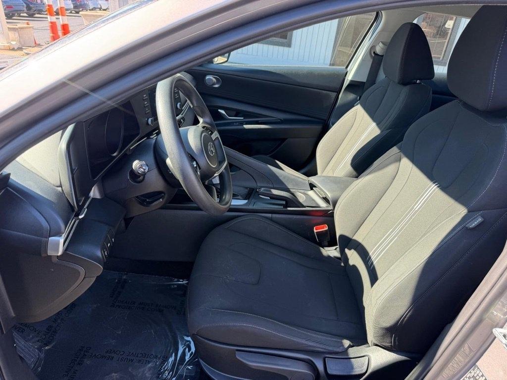 Hyundai Elantra SEL 2023