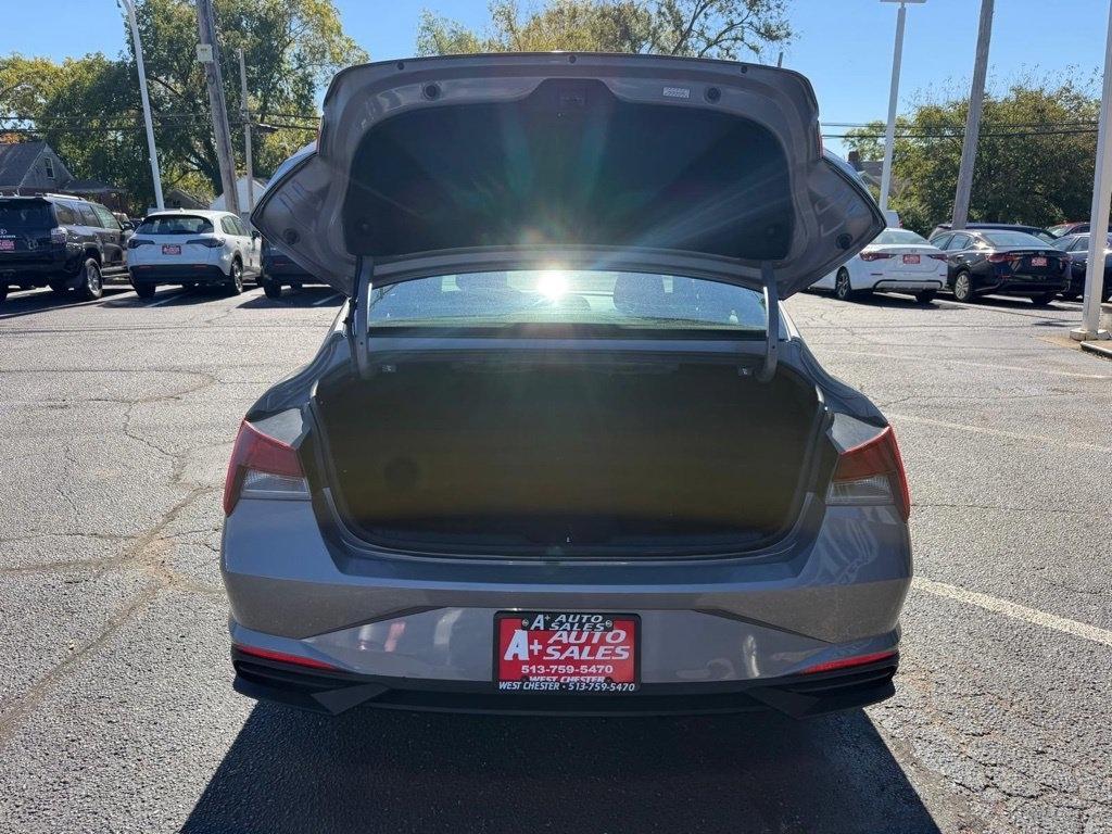 Hyundai Elantra SEL 2023