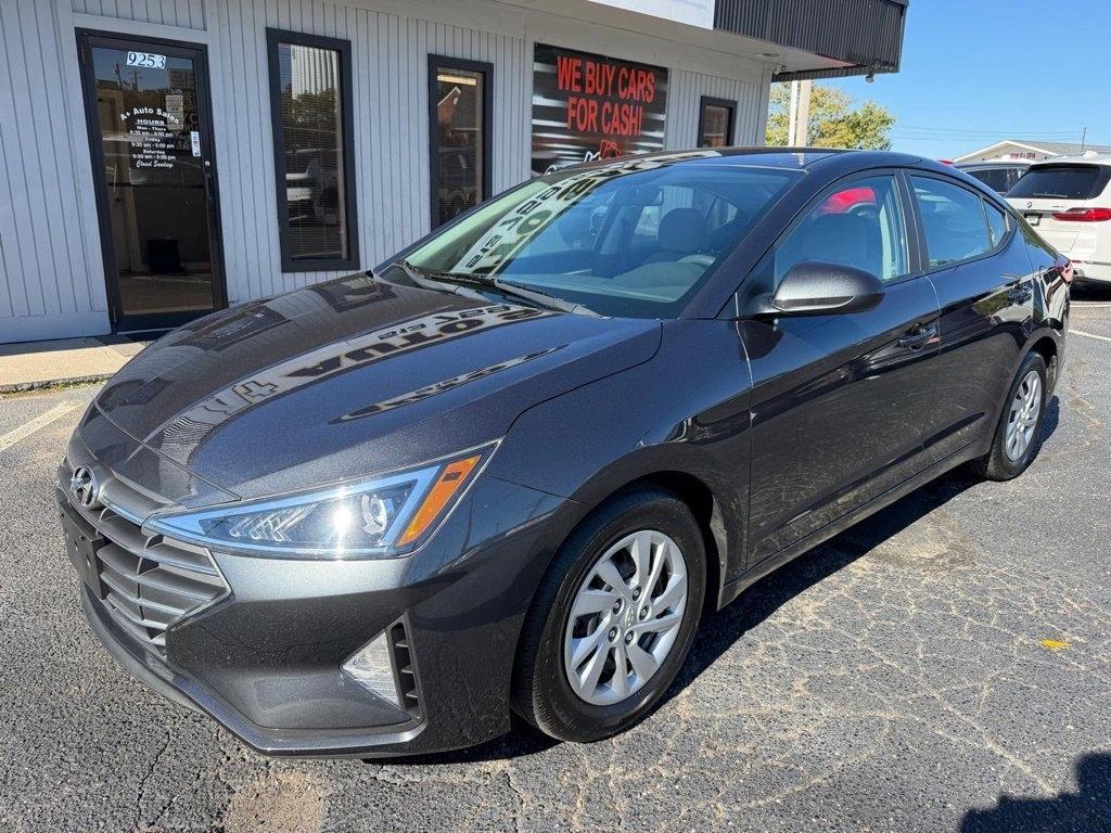 Hyundai Elantra SE 6M 2020
