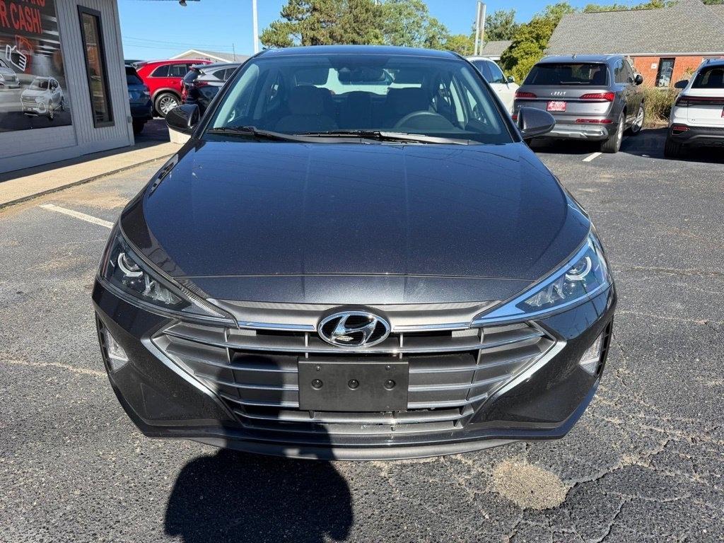 Hyundai Elantra SE 6M 2020