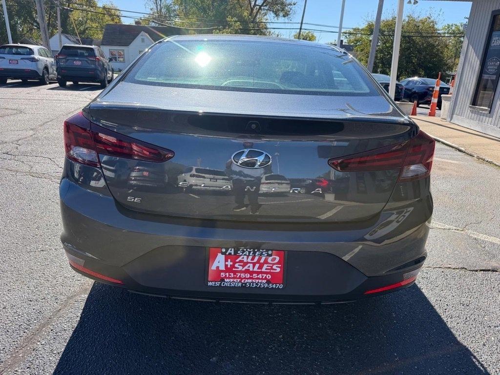 Hyundai Elantra SE 6M 2020