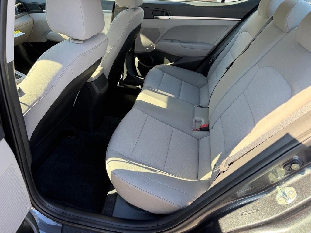 Hyundai Elantra SE 6M 2020