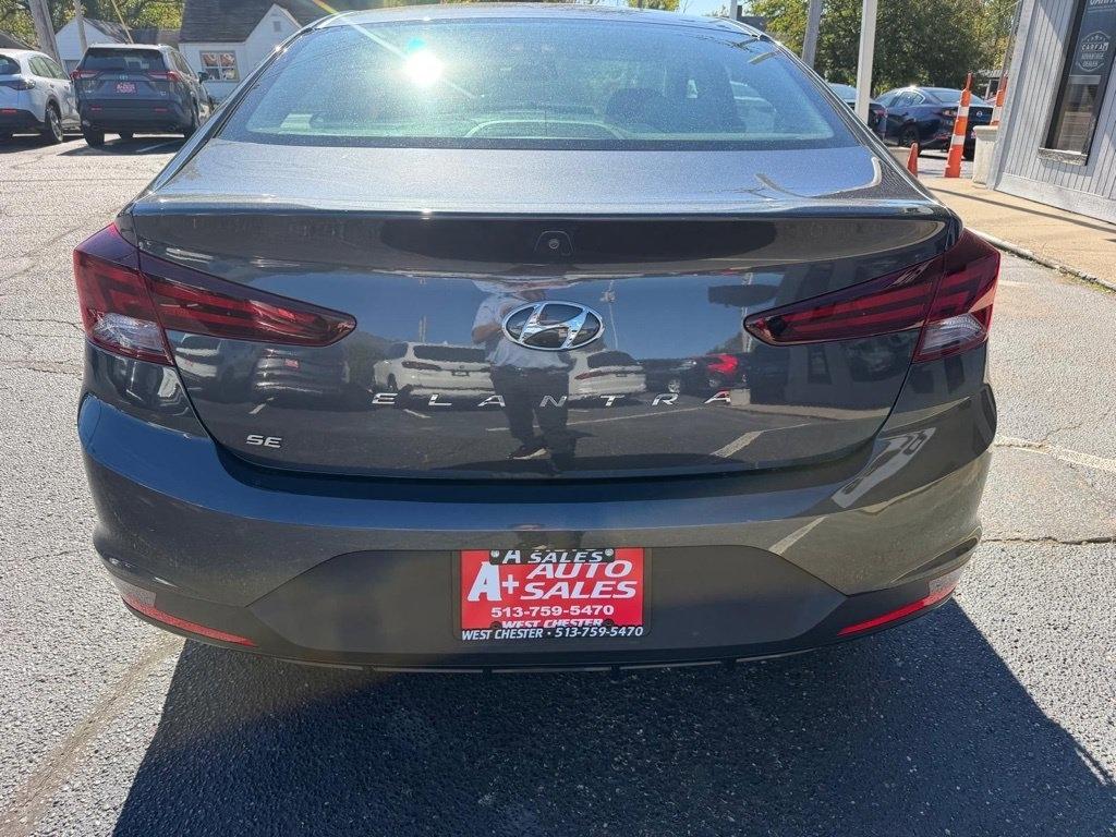 Hyundai Elantra SE 6M 2020