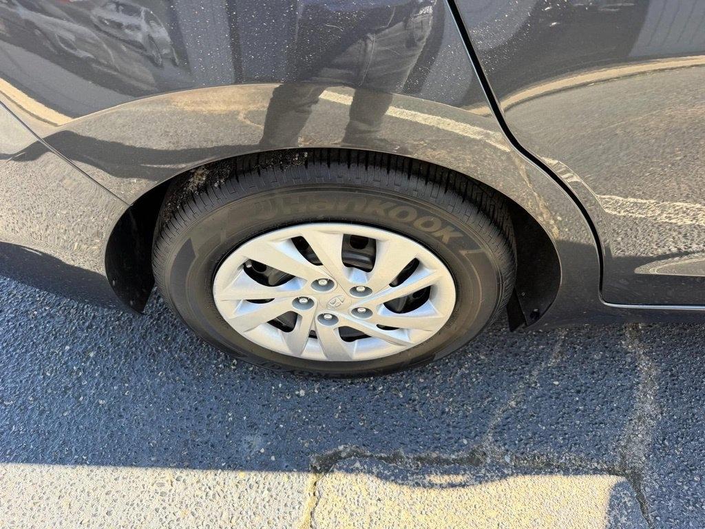 Hyundai Elantra SE 6M 2020