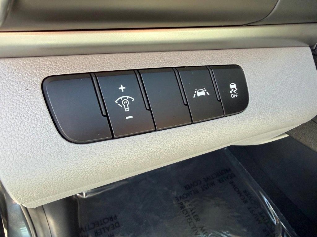 Hyundai Elantra SE 6M 2020