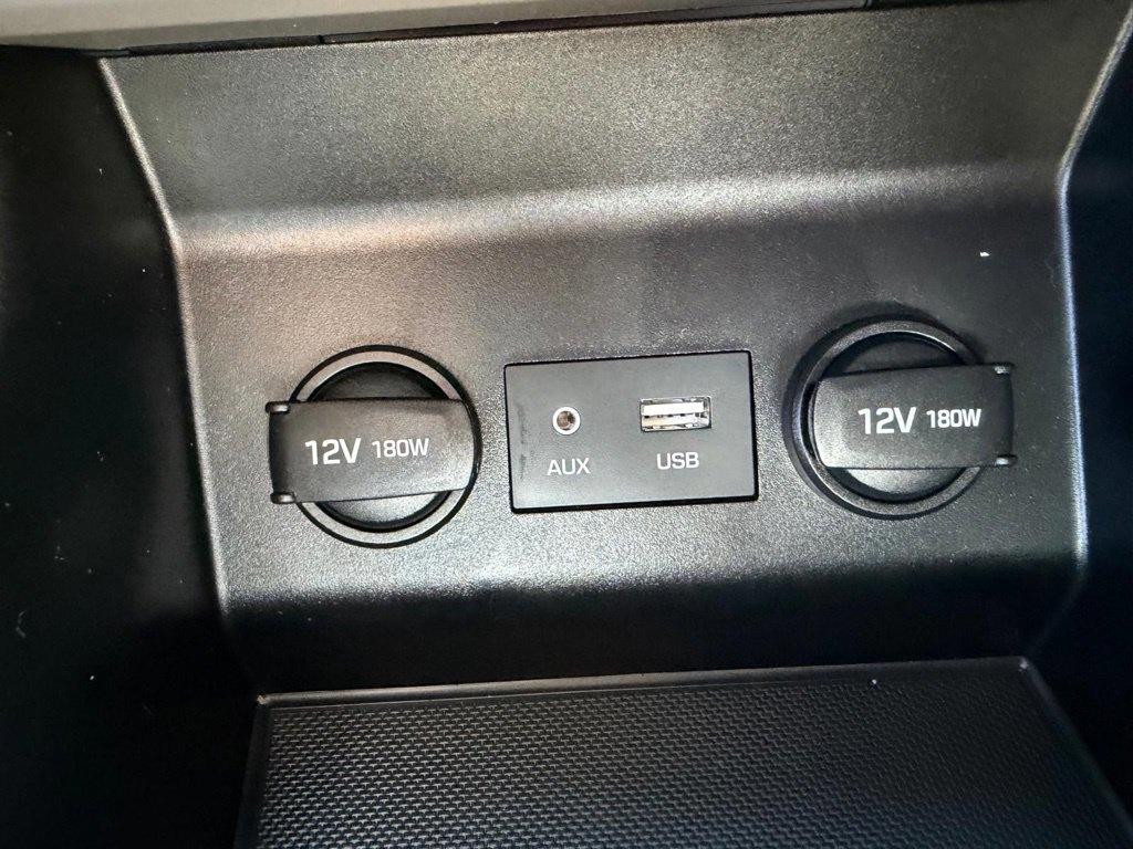 Hyundai Elantra SE 6M 2020