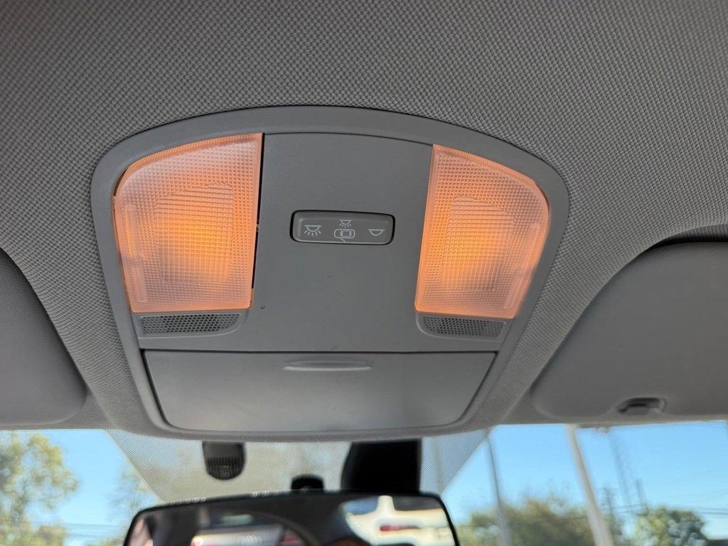 Hyundai Elantra SE 6M 2020