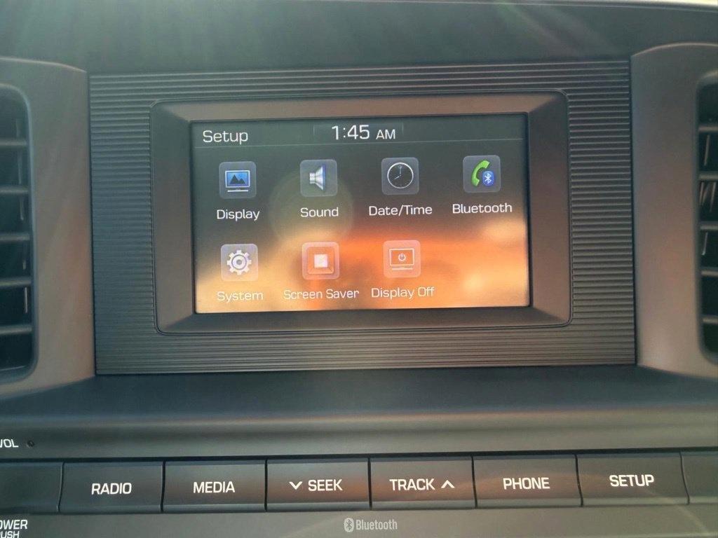 Hyundai Elantra SE 6M 2020