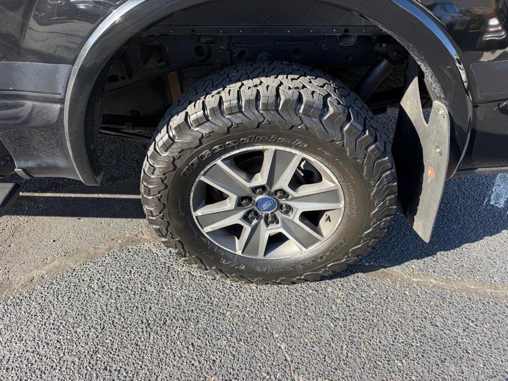 Ford F-150 4WD SuperCrew 145" XLT 2016