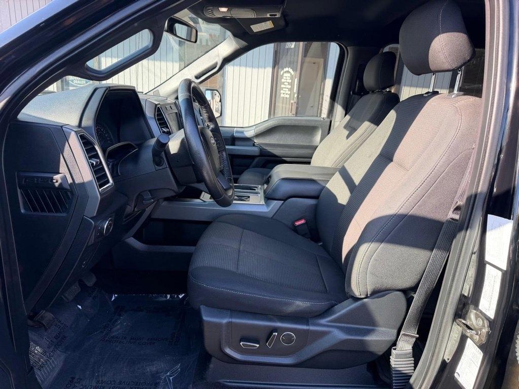 Ford F-150 4WD SuperCrew 145" XLT 2016