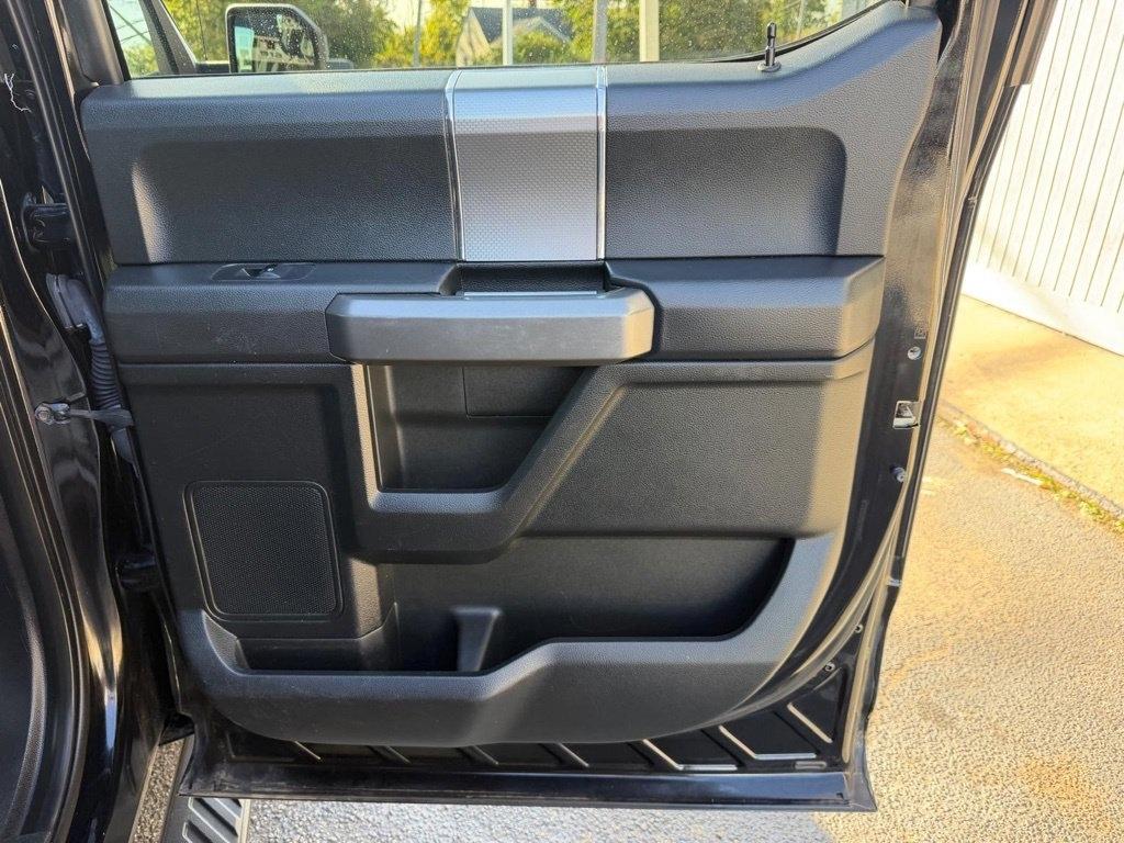 Ford F-150 4WD SuperCrew 145" XLT 2016