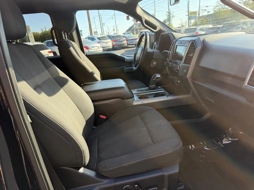 Ford F-150 4WD SuperCrew 145" XLT 2016