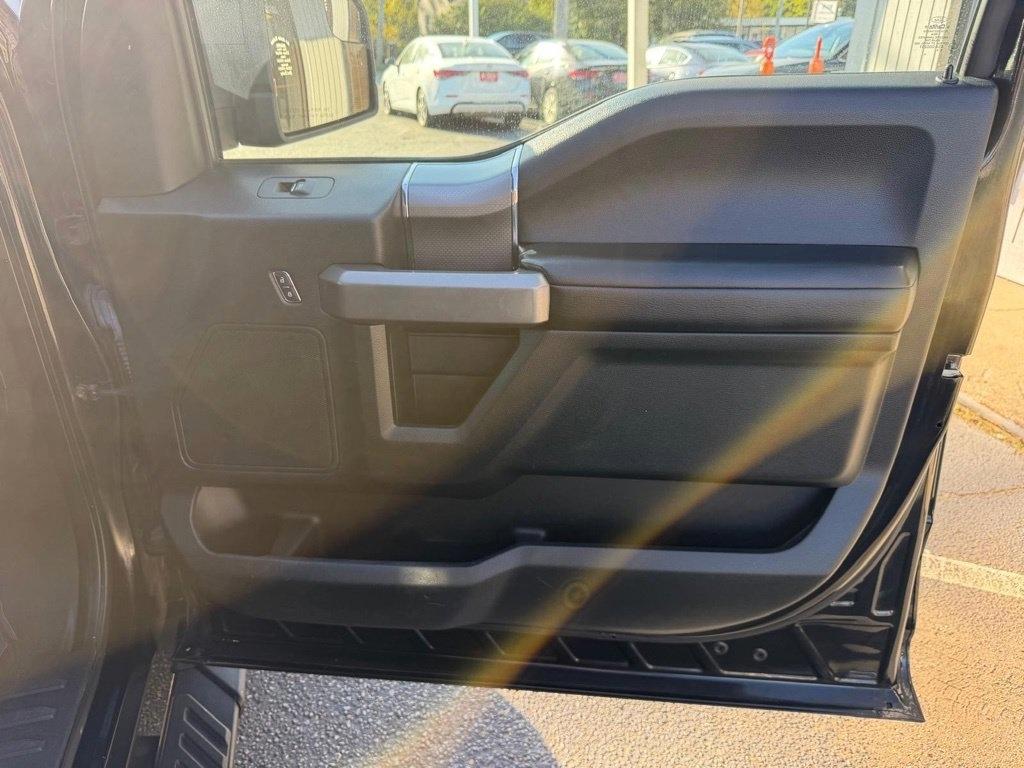Ford F-150 4WD SuperCrew 145" XLT 2016