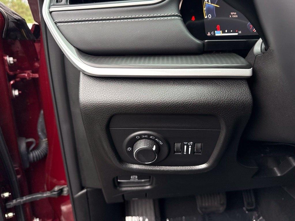 Jeep Grand Cherokee 4WD 4dr Altitude 2024