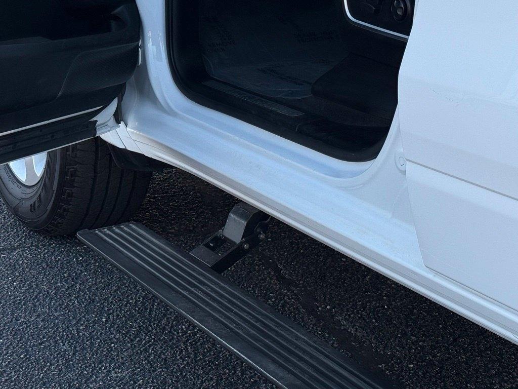 RAM 1500 Laramie Quad Cab 4WD 2021
