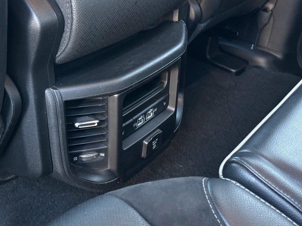 RAM 1500 Laramie Quad Cab 4WD 2021