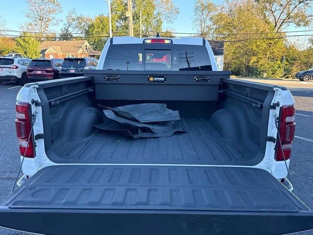 RAM 1500 Laramie Quad Cab 4WD 2021