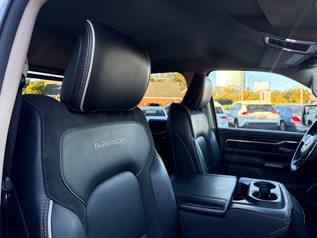 RAM 1500 Laramie Quad Cab 4WD 2021