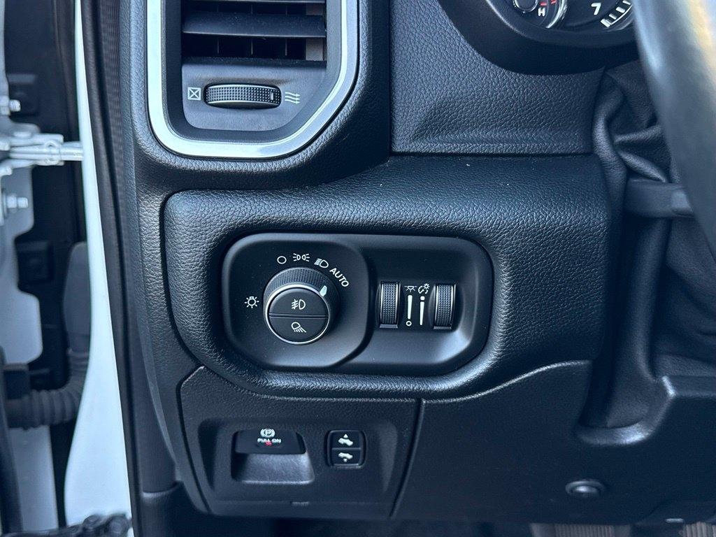 RAM 1500 Laramie Quad Cab 4WD 2021
