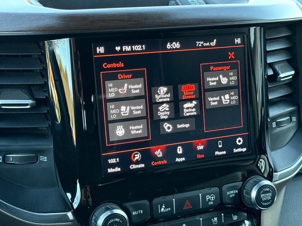 RAM 1500 Laramie Quad Cab 4WD 2021