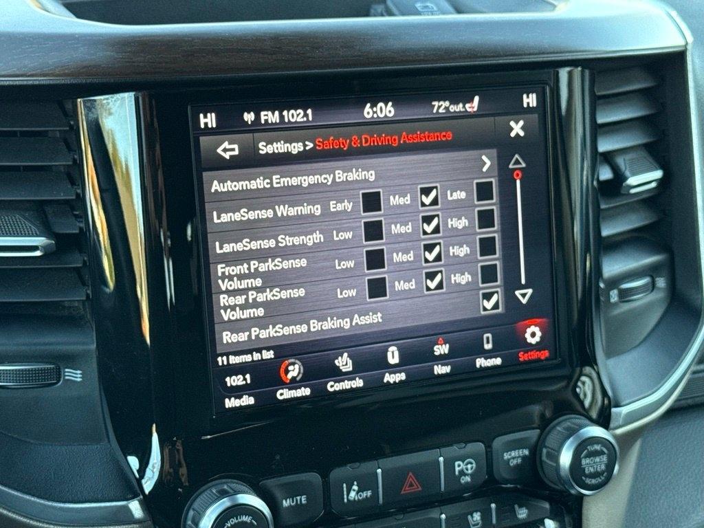 RAM 1500 Laramie Quad Cab 4WD 2021