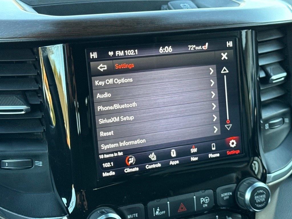 RAM 1500 Laramie Quad Cab 4WD 2021
