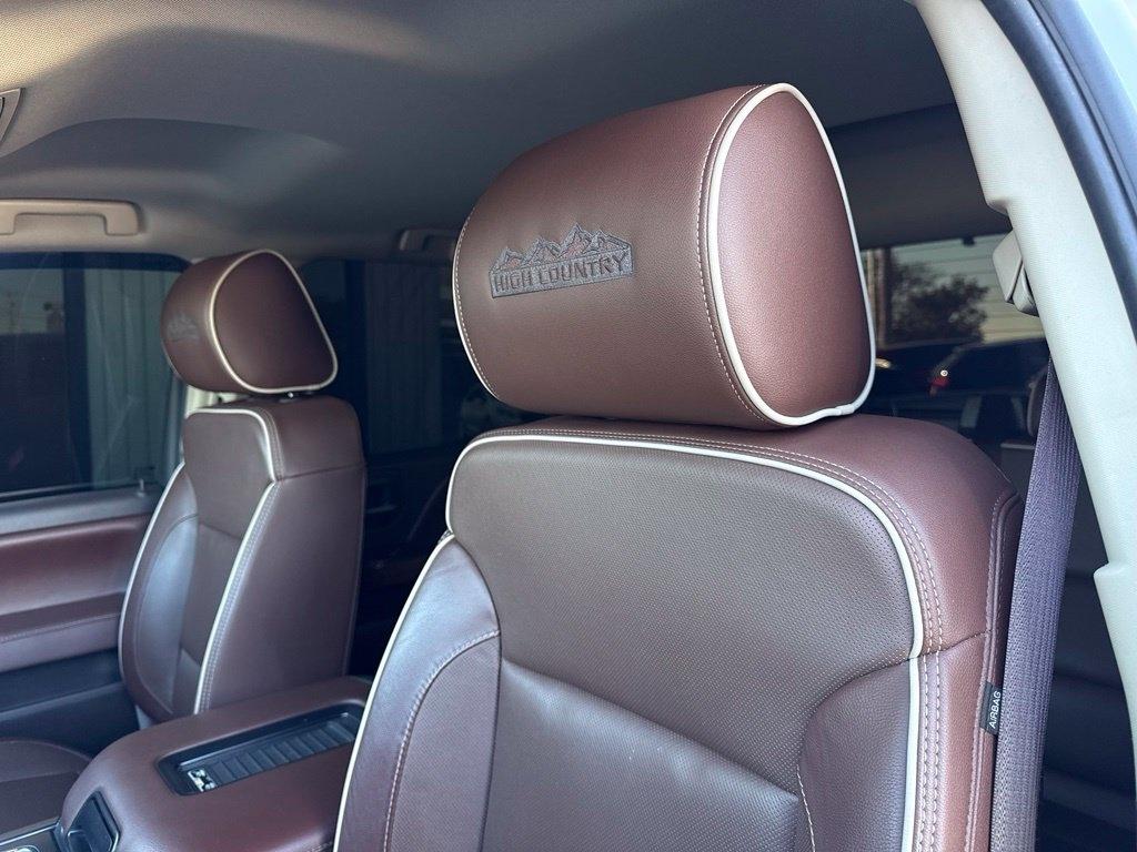 Chevrolet Silverado 3500HD 4WD Crew Cab 167" High Country 2016