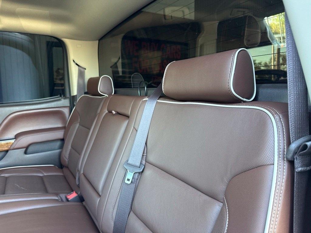 Chevrolet Silverado 3500HD 4WD Crew Cab 167" High Country 2016