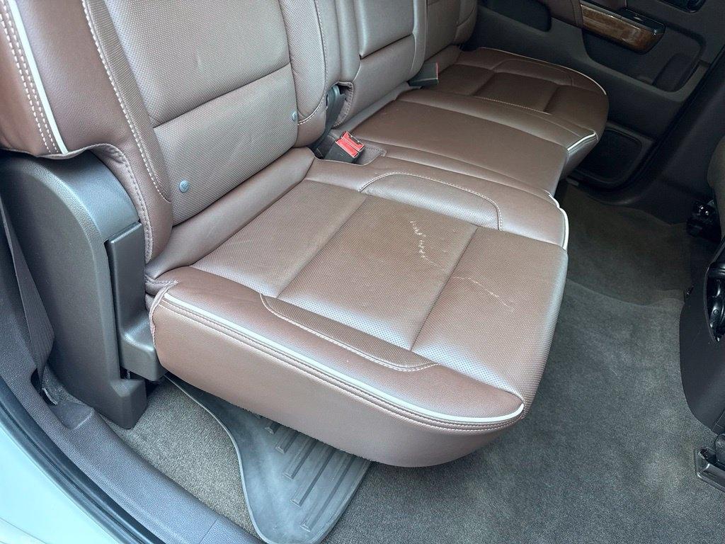 Chevrolet Silverado 3500HD 4WD Crew Cab 167" High Country 2016