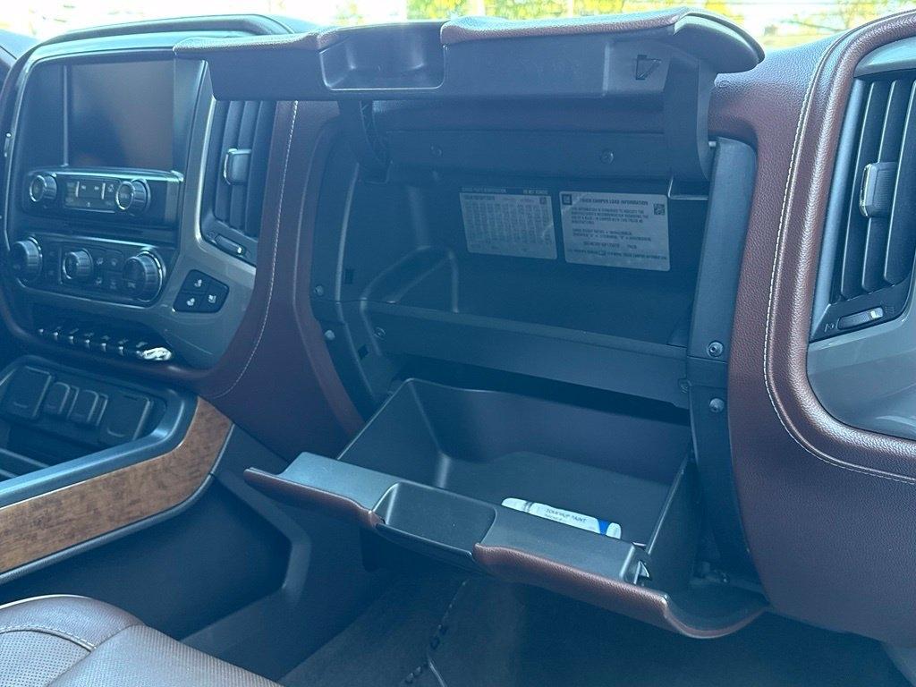 Chevrolet Silverado 3500HD 4WD Crew Cab 167" High Country 2016
