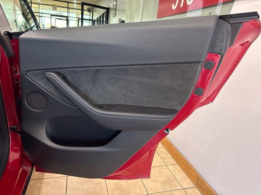 Tesla Model Y Long Range 2022