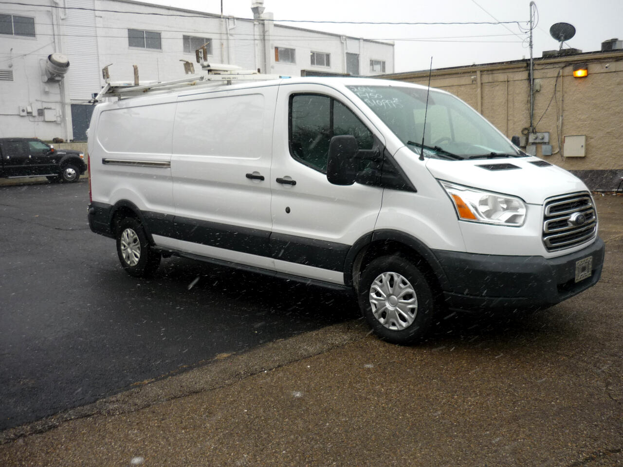 Ford Transit 150 Van Low Roof w/Sliding Pass. 148-in. WB 2016