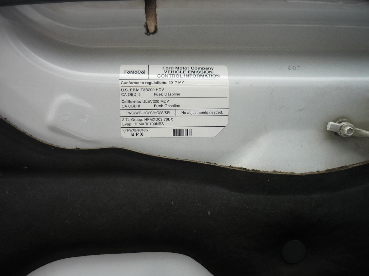 Ford Transit 150 Van Low Roof 60/40 Pass. 148-in. WB 2017